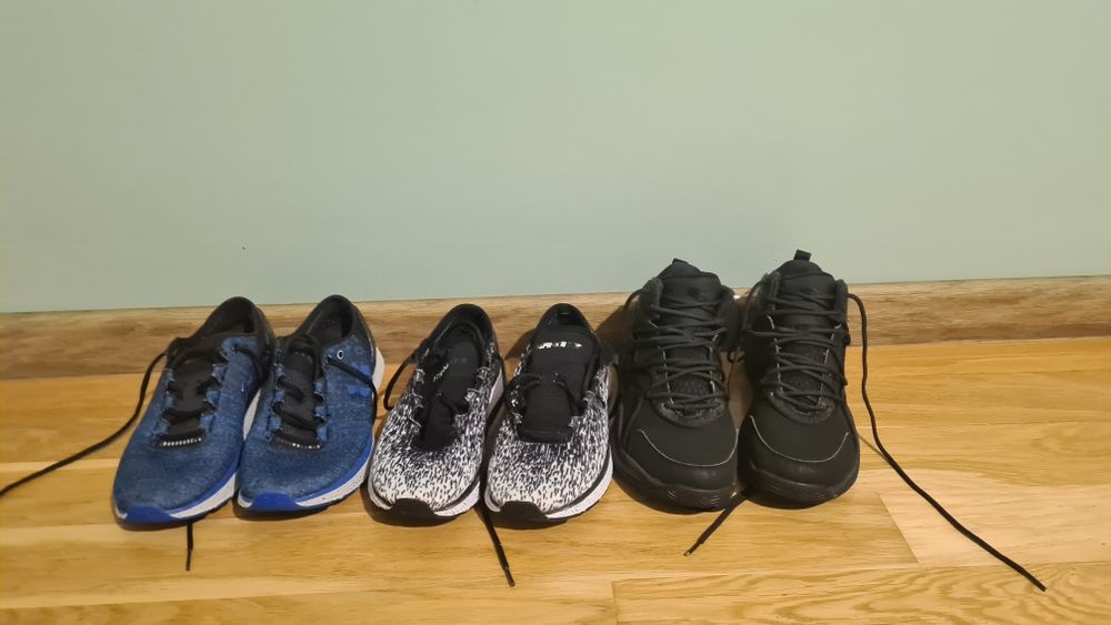 Продам кросівки зимні/літні