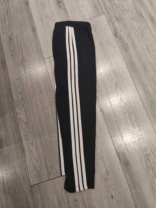 Spodnie Adidas Essentials 3-Stripes Stanford Open Hem