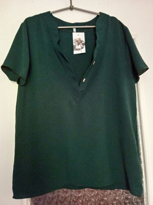 Блузка літня нова жіноча. Розмір 50-52.