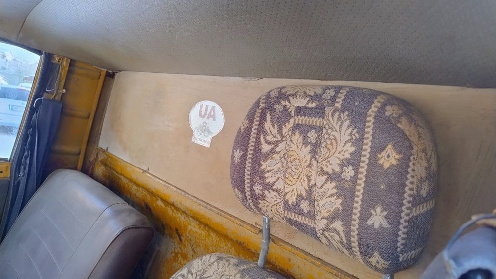 Продам пиріжок ИЖ 2715, 1988 року + двигун і КПП  від 412 Москвича!