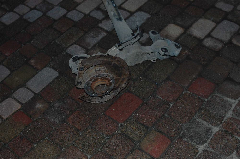 Belka zawieszenia Opel Astra H