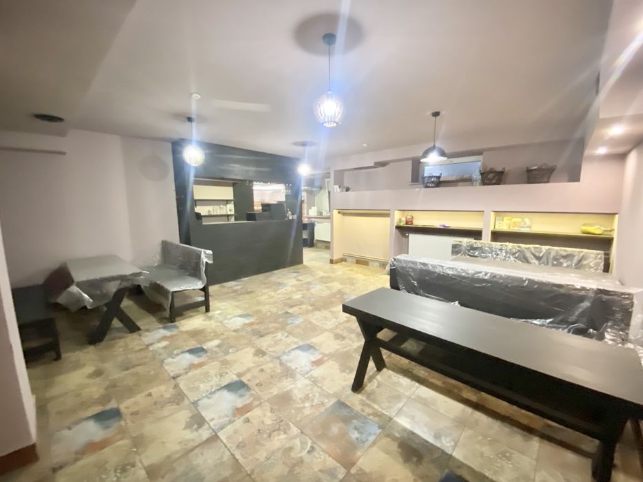 Продається комерційне приміщення.Терміново! 354 м². Офіси. ТЦ. 550$/м²