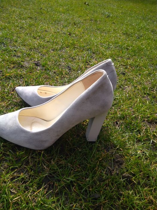 Buty szpilki na grubym obcasie 36