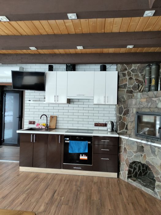 Відпочинок біля озера