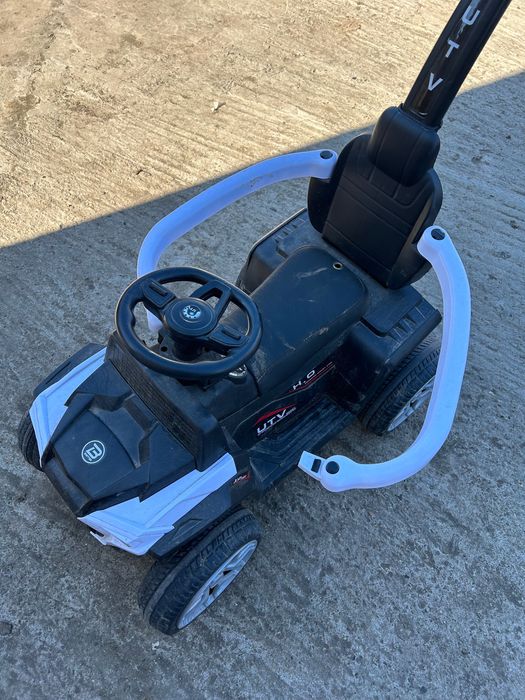 Продається квадроцикл дитячий на акамуляторі