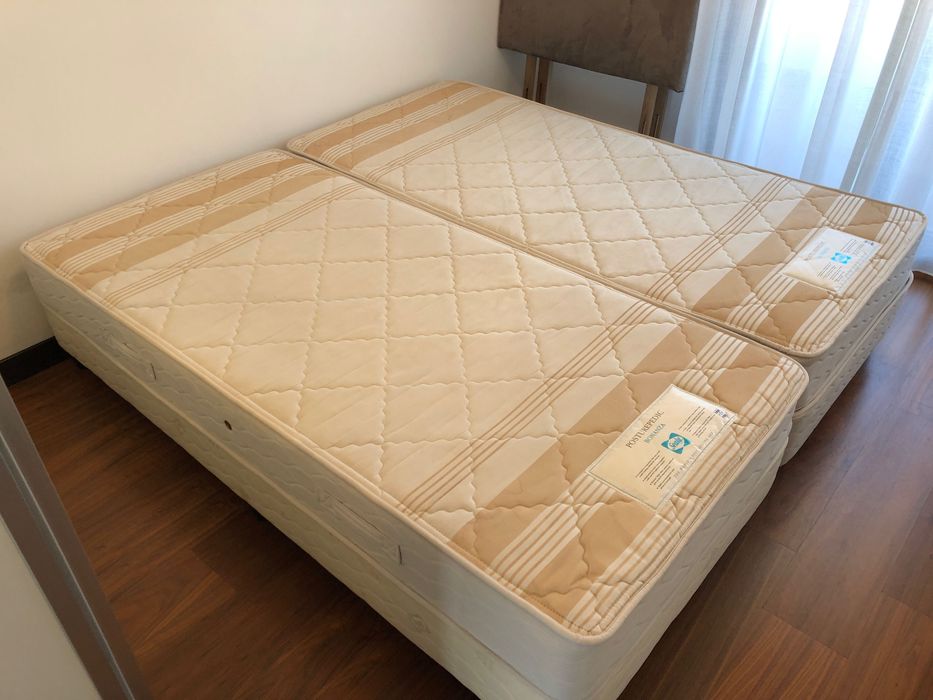 Cama base fixa e colchoe