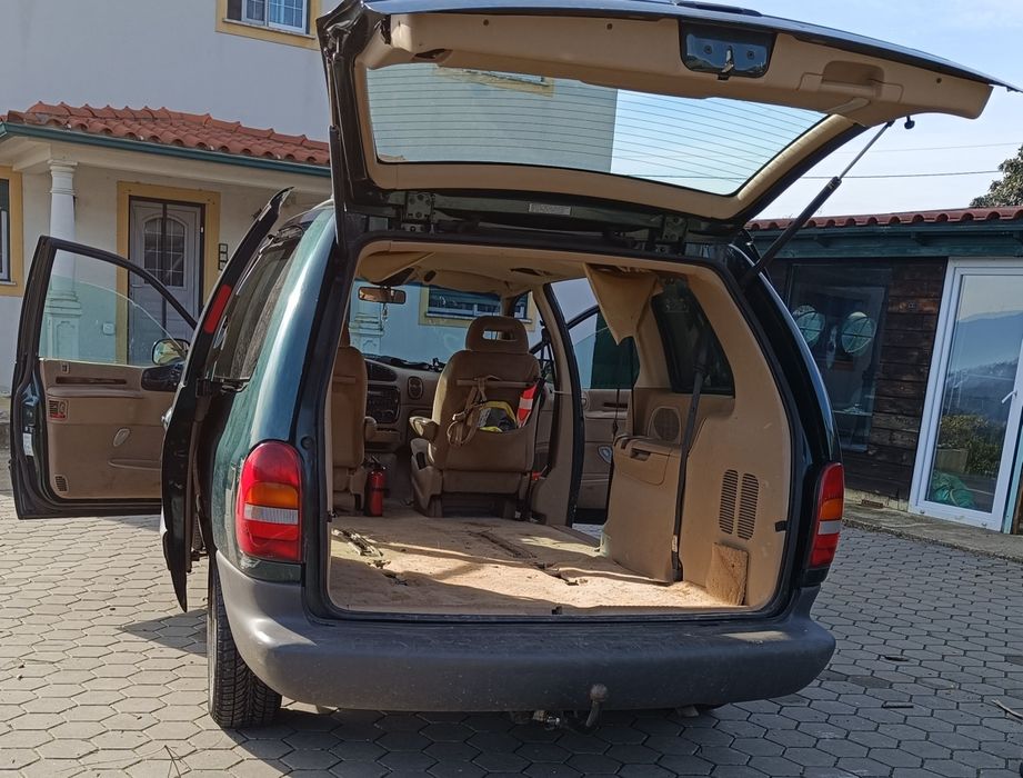 Chrysler grand voyager 3.3