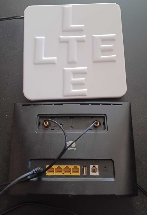 Huawei B525s-23a+ antena panelowa+ wzmacniacz wifi tp-Link Re200