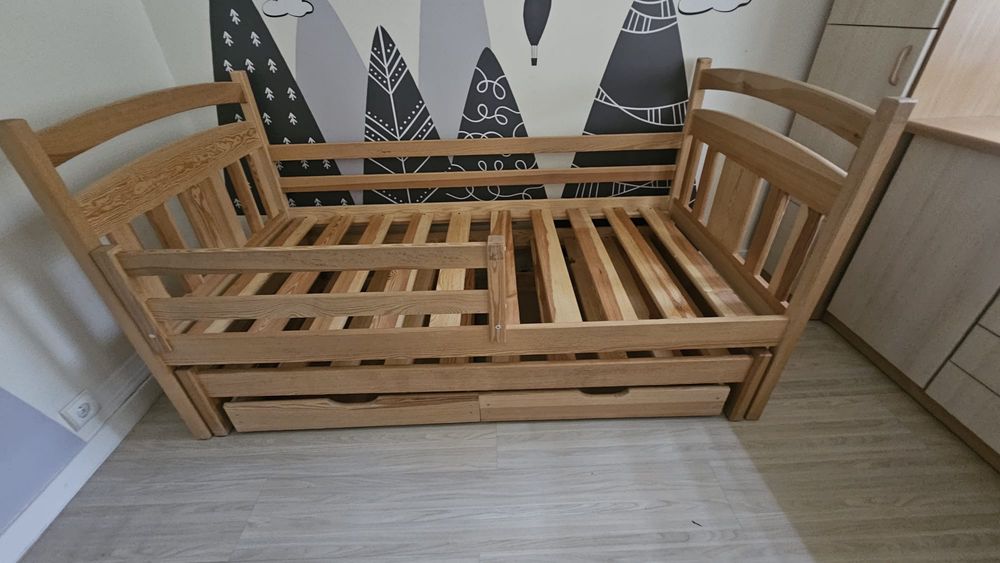 Łóżko piętrowe FELIKS 80x160 z szufladą i materacami