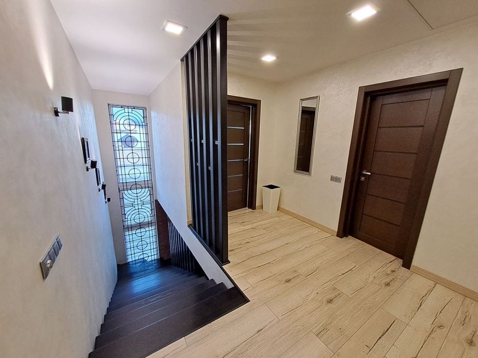 Продається таунхаус 156 м.кв з ремонтом Байківці