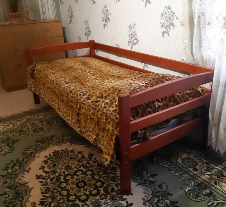 Ліжко дитяче підліткове односпальне з масиву дерева Ліза нота