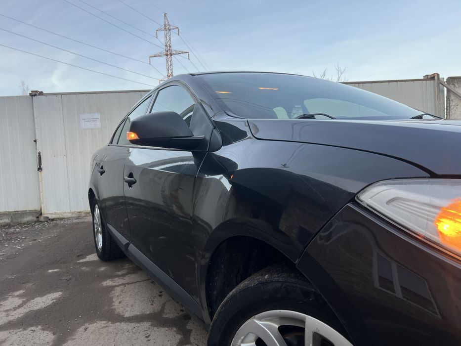 Renault Fluence 2012р 1.6 газ/бензин