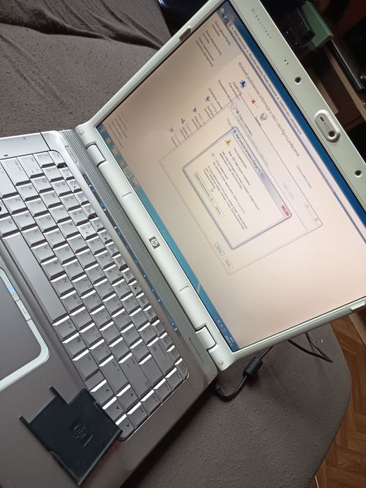 HP Pavilion dv6500 Special Edition – sprawny + zasilacz – Windows 7