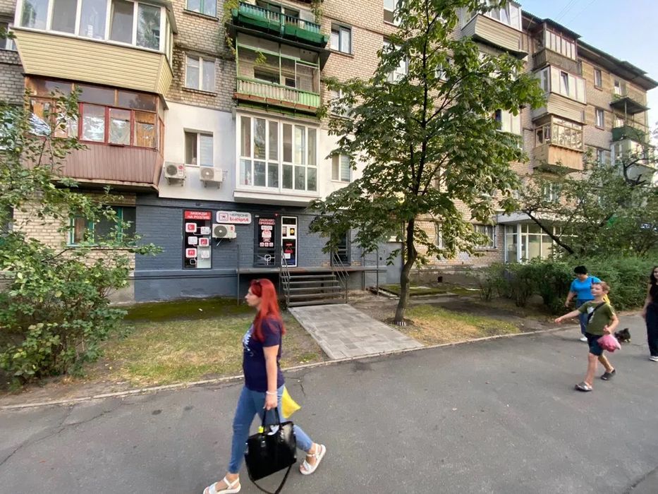 Без %. Отдельный вход. Магазин. Коммерция. Трафик людей. Дарница.