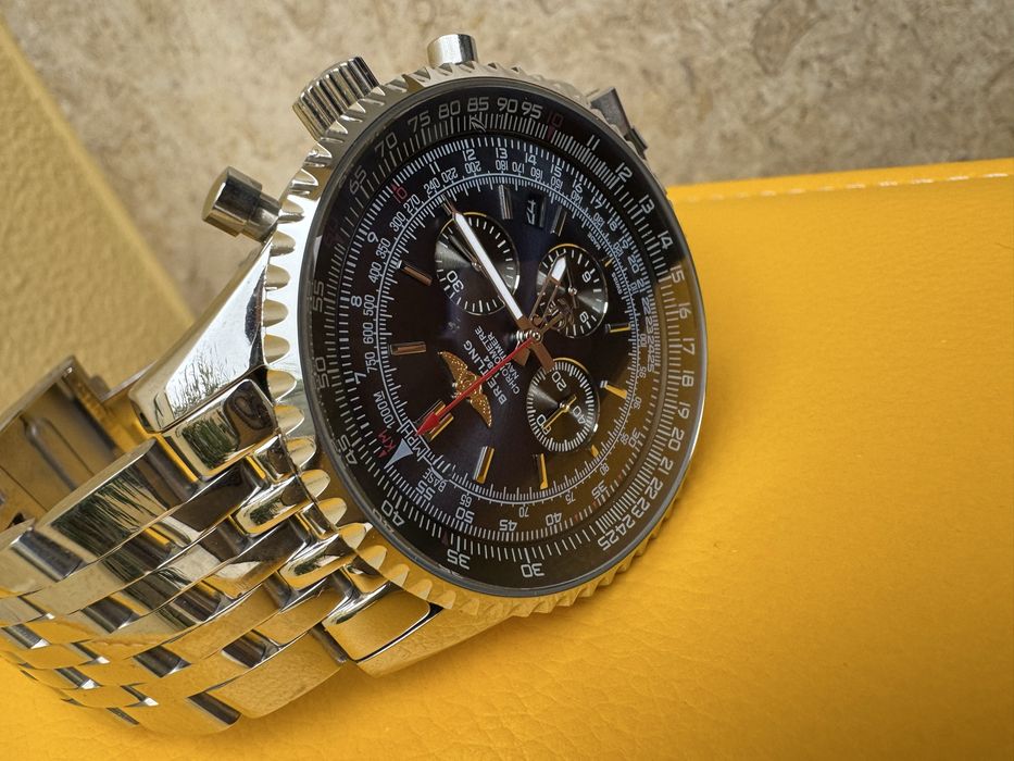 Breitling Navitimer