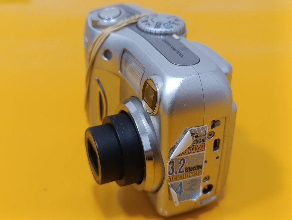 Aparat cyfrowy kompaktowy Nikon Coolpix 3100, na baterie AA, 99% OK