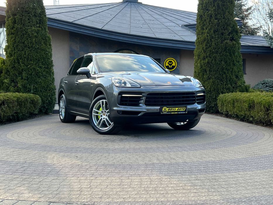 Porsche Cayenne, 2022