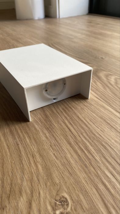 Candeeiro luz para cima e para baixo