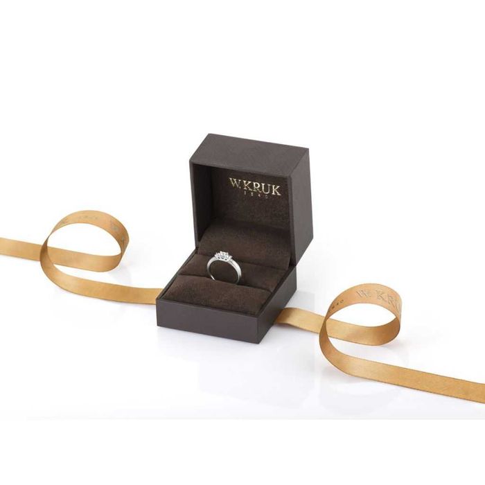 Pierścionek - białe złoto 585 z  3 brylantami