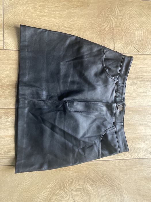 Skórzana spódniczka mini PULL&BEAR 36 S