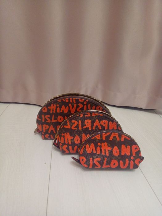 Новая косметичка Louis Vuitton