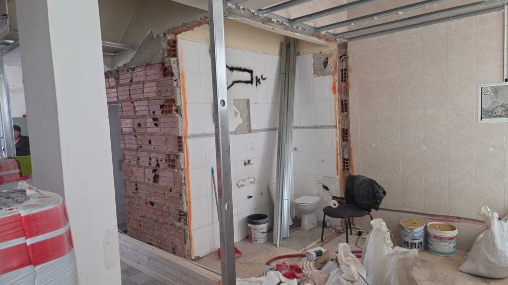 Apartamento T2 com suite em Paivas/Amora, Novo.