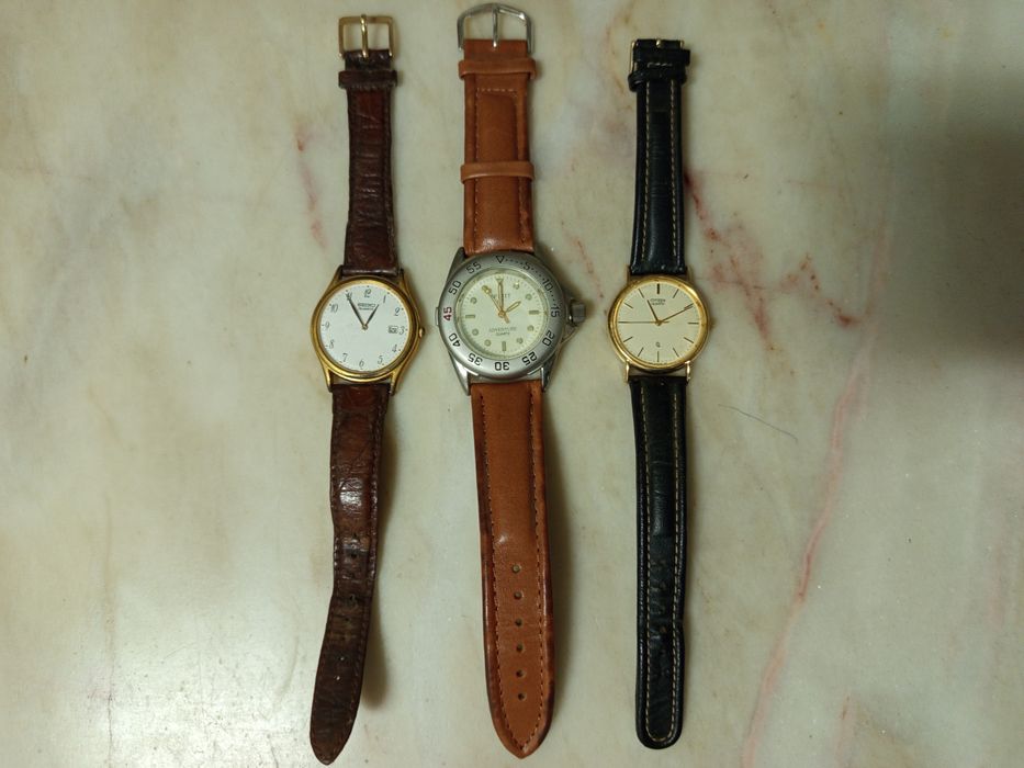 Relógios usados - Vários.