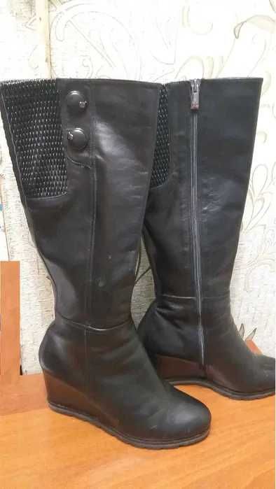 Женские кожаные сапоги 40-41 р жіночі шкіряні чоботи
