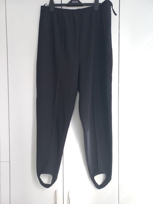 Чудові жіночі брюки! Розмір 66-70!