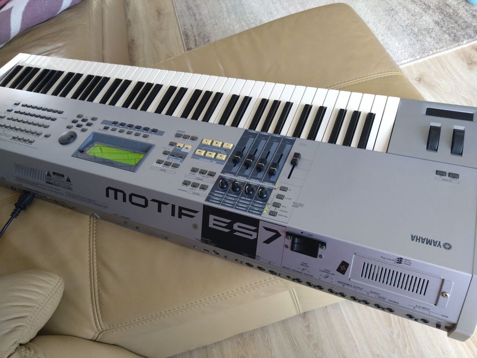 Yamaha Motif es7