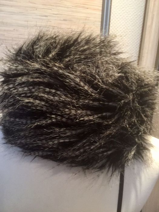 Czapki nowe damskie sztuczne futerko