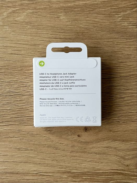 Оригінальний перехідник Apple USB-C / Lightning to 3.5 mm Adapter
