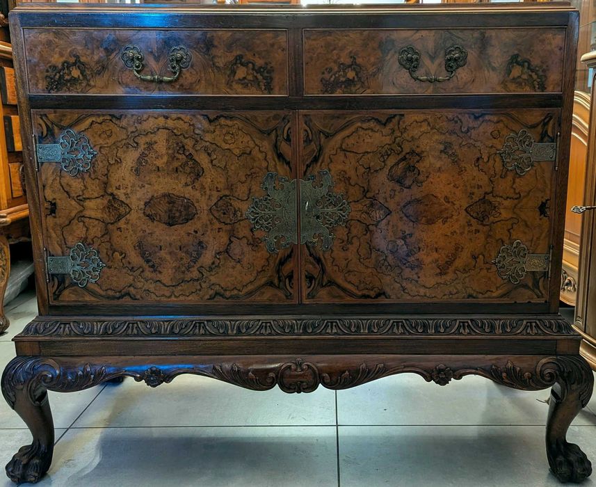Bardzo piękna komoda na lwich łapach mahoń -sklep Dąbrowa Górnicza
