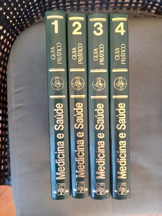 4 volumes Medicina e Saúde - Guia Prático