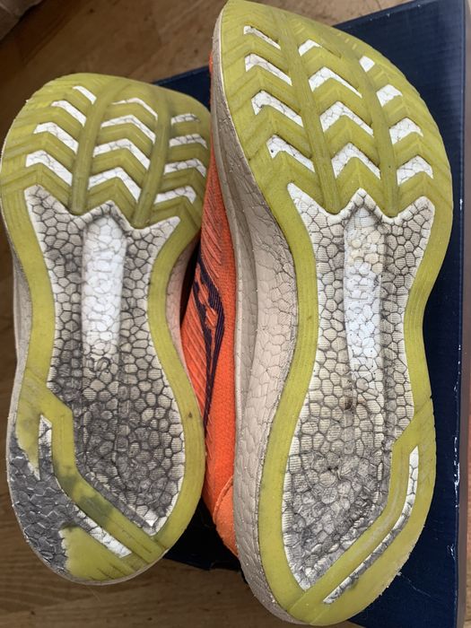 Бігові кросівки Saucony р.44