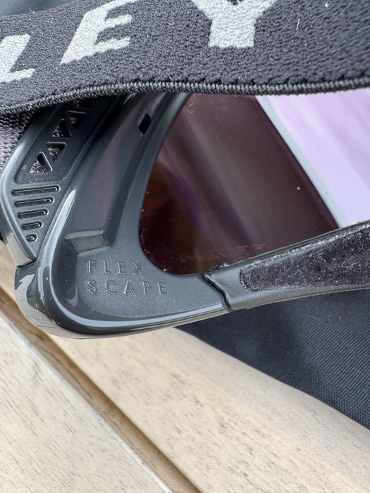 Очки Oakley FLEX SCAPE