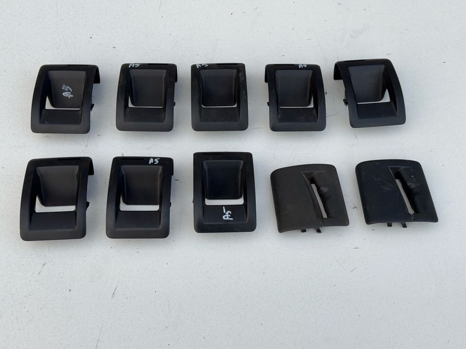 Заглушка пластик сидений сидушки сидіння Шкода А5 заглушка 1K0 885 893