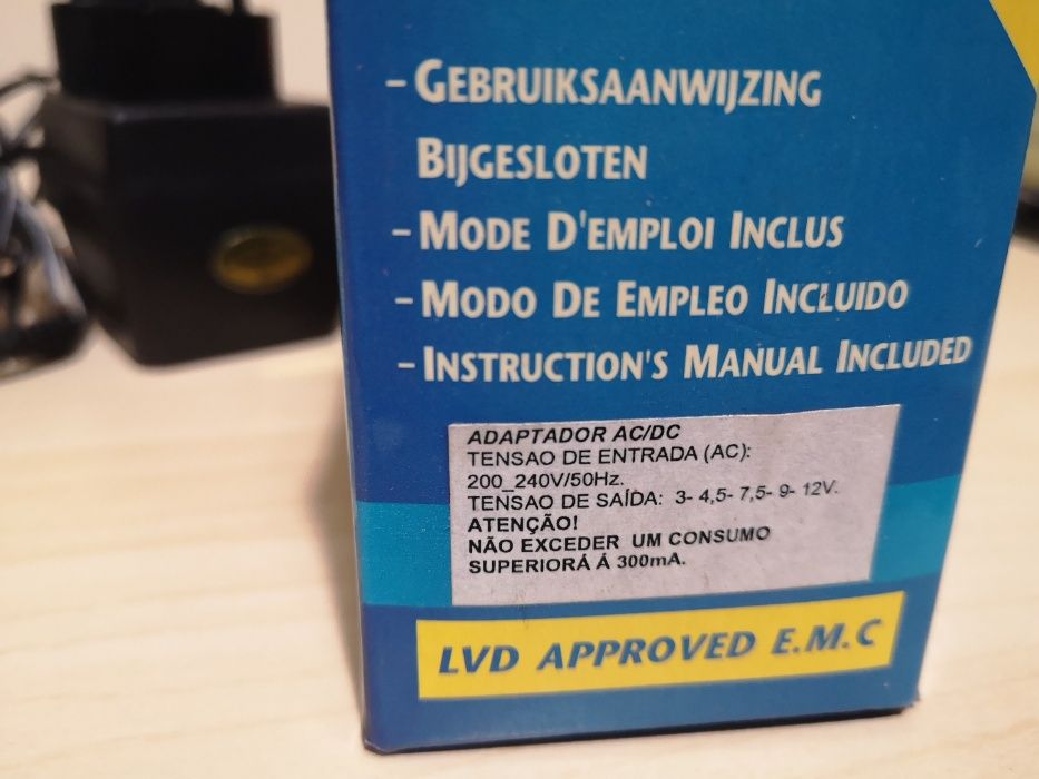 Adaptador múltiplo eléctrico