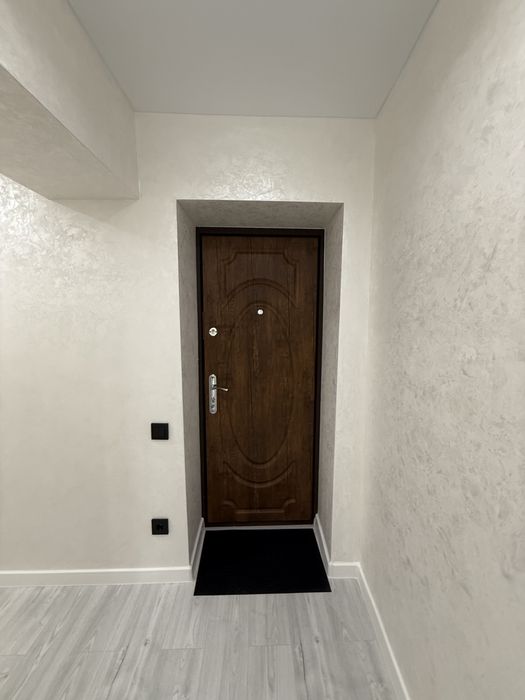 Перша Здача! 2 кімнатна з роздільними кімнатами вул. Небесної Сотні