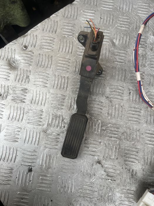 7811002020 Toyota Педаль газа (акселератора)