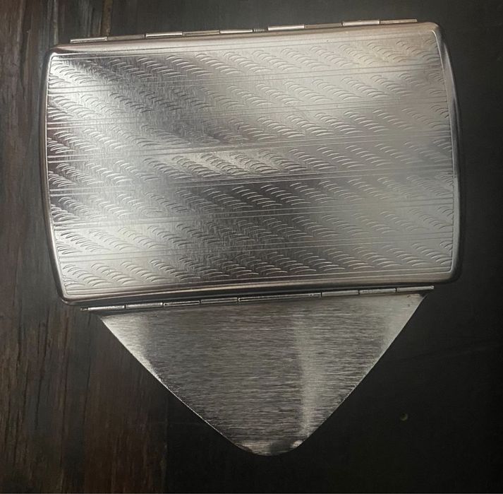 Cigarreira / Porta cartões NOVA