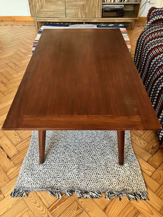 Mesa de centro em madeira