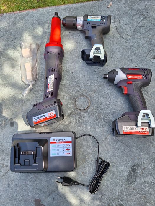 Zestaw elektronarzędzi aku skonfiguruj