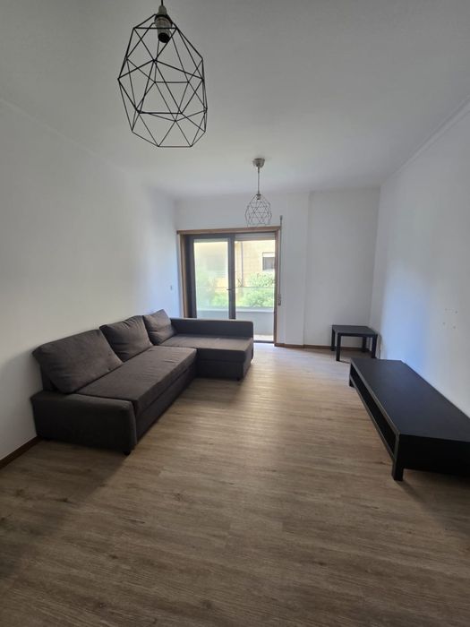 Apartamento T2 segunda linha