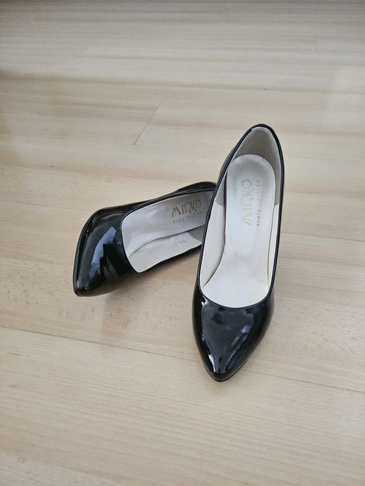 Szpilki czarne, lakierki,roz.36