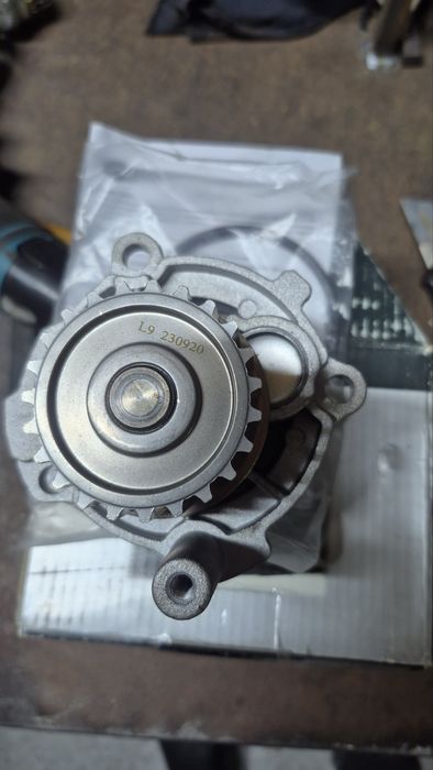 Помпа фольваген шкода ауді