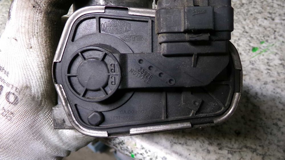 Kwi66 Przepustnica fiat stilo 1.6 16v C146 wysyłka części