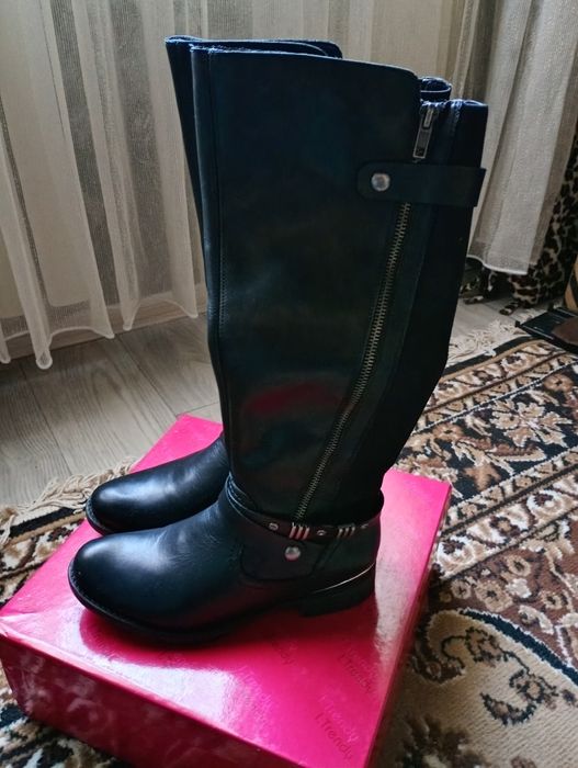 Жіноче взуття,осіннє взуття, літнє взуття.