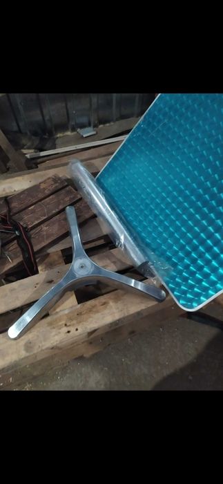 тумба под телевизор, мкбель из кожи и т,д