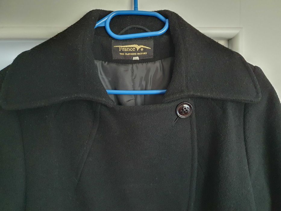 Płaszcz jesienno-zimowy 80% wełna, czarny , rozmiar 46/44